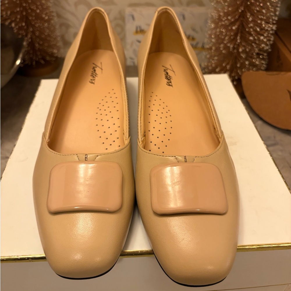 Trotters Beige Flats with Nude Accent